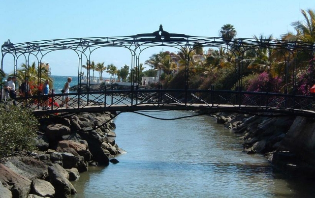 Brücke über den Barranco